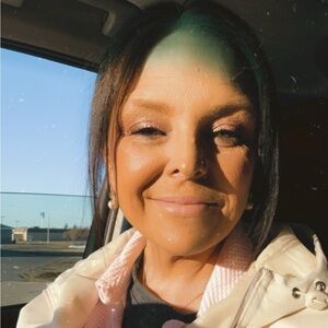 Meet your Posher, Nichaol